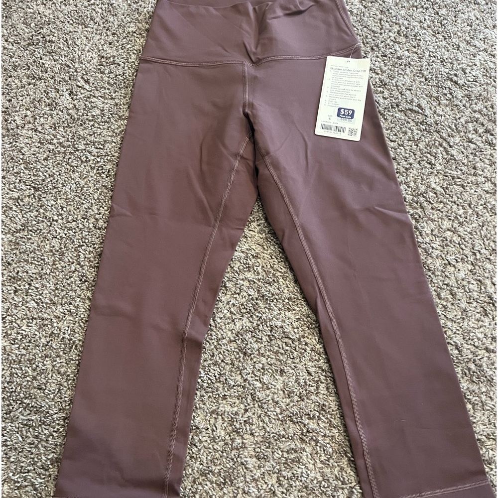 Lululemon Wunder Under crop Leggings